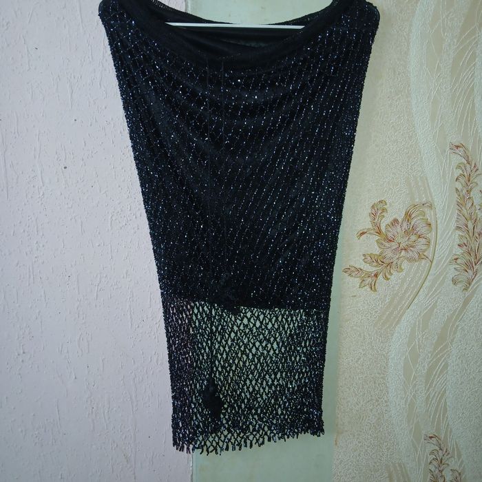 Продаётся майка и юбка связанные из бисера