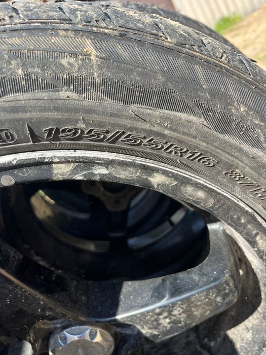 Шины с диском комплекте