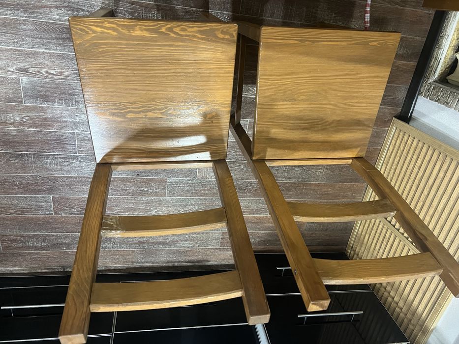 Продам Стол со стульями ( IKea )