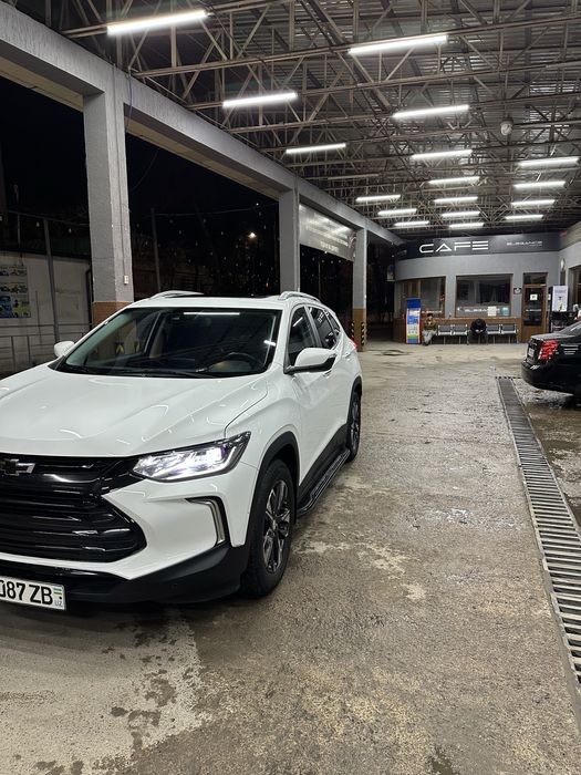 Tracker 2 premier srochoniy