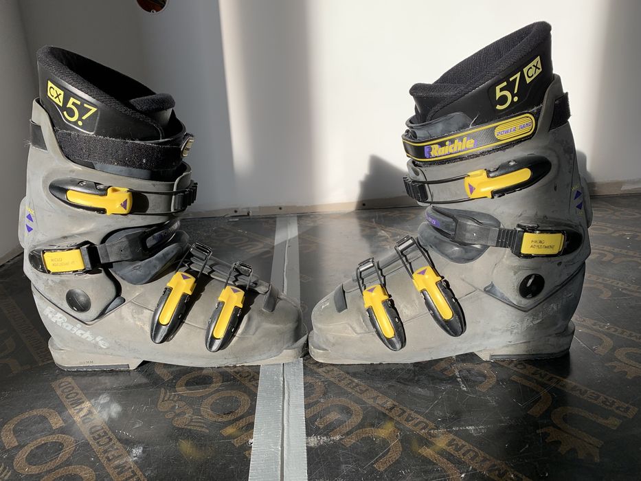 Ски обувки номер 26-26,5