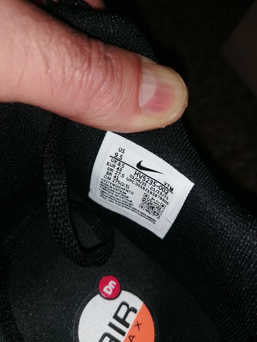 Уникален NIKE air