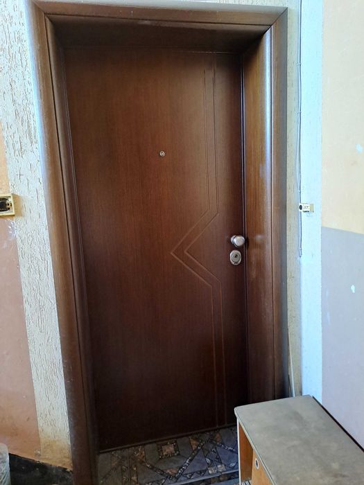 Продава се апартамент, 120 кв.м с три спални