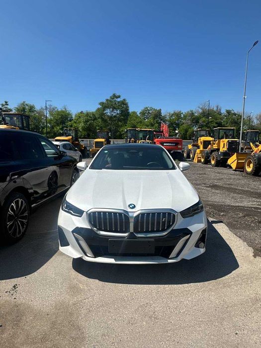 BMW i5  40 L M packet