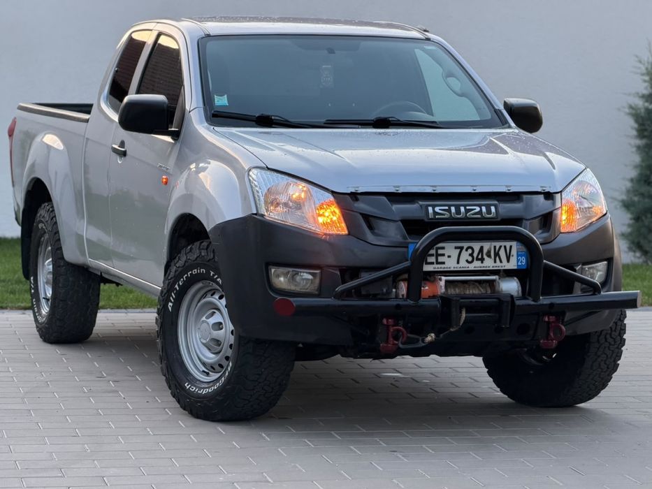 Isuzu d-max 2.5 4x4 4x2 euro 5