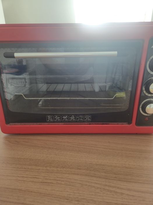 Продам Духовку в хорошем состоянии