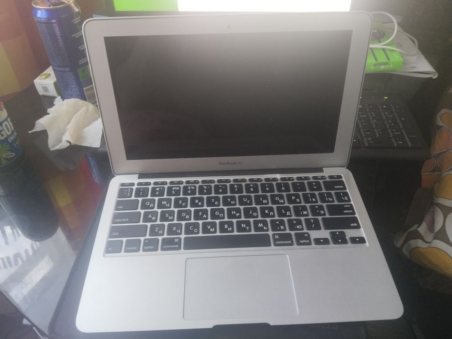 MacBook air model 1370