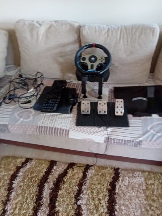 Volan /pedale/ schimbător gaming