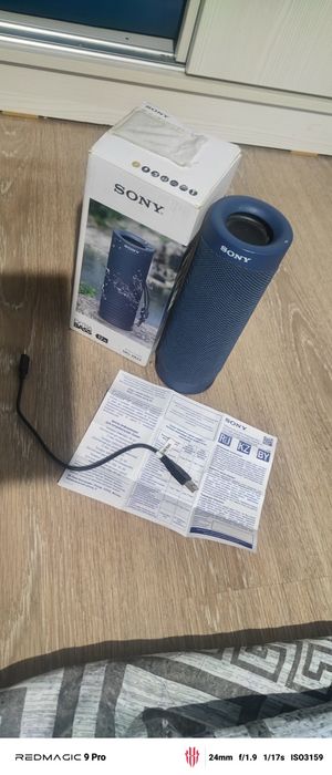 Колонка SONY.                   Тт