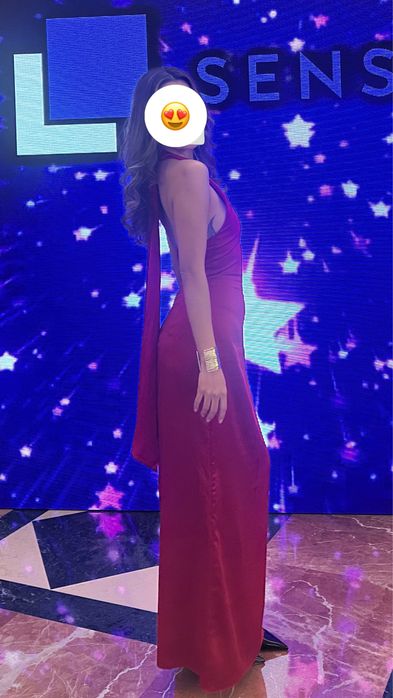 Красивое вечернее платье