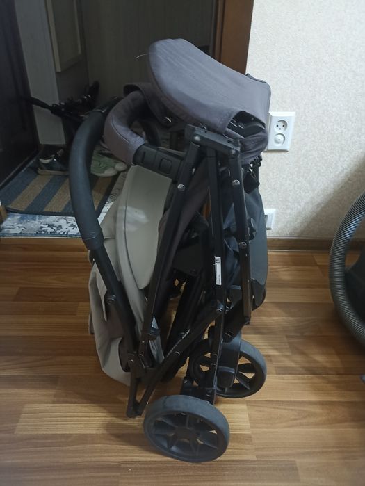 Коляска детская комфортная