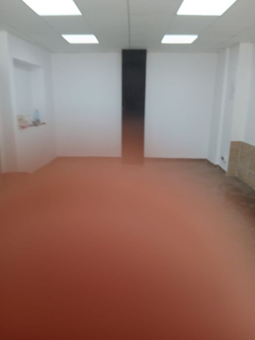 Inchiriez sp comercial 39 mp prin destinatie Bulevardu Alexandru cel B