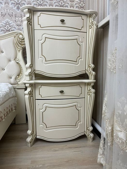 Продается спальные гарнитуры комплект