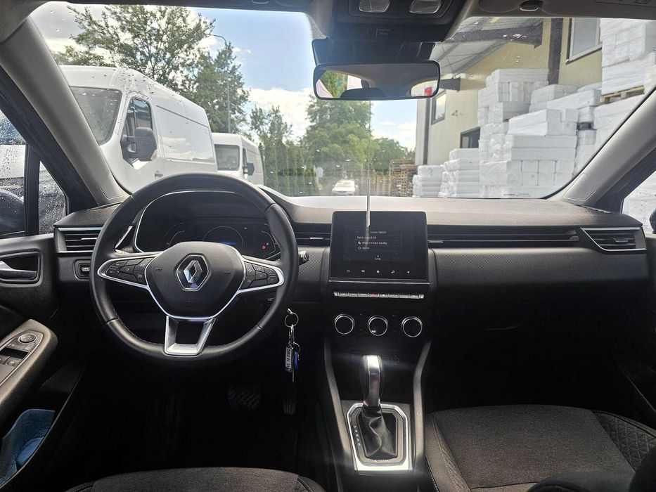 Renault Clio E-Tech Hybrid 2021 • AUTOMATĂ • 73.000 KM