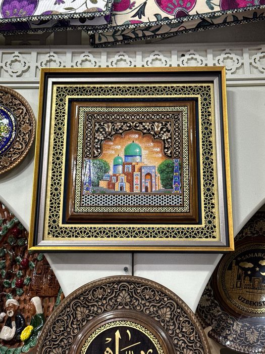 Yong‘oq daraxtidan qo‘lda ishlangan laganlar