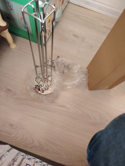 За капсули стойка нова!!