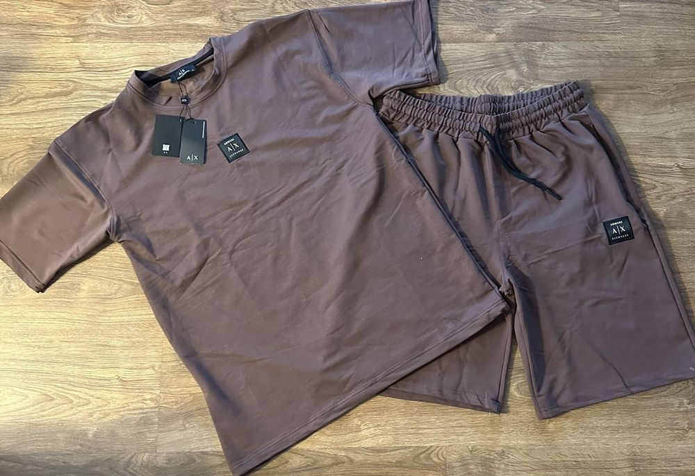 Къси панталонки на водещи марки