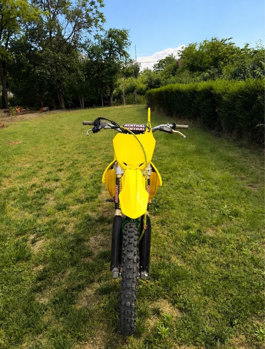 Продава се: Suzuki rmz 250 2011