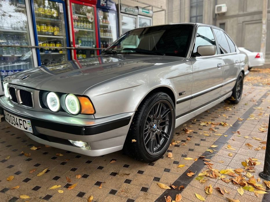 BMW E34  1995 yil 1.8 mator mexanika