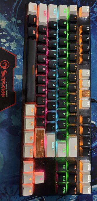 Calculator mousepad , mouse , tastatura , monitor , Toate incluse în preț