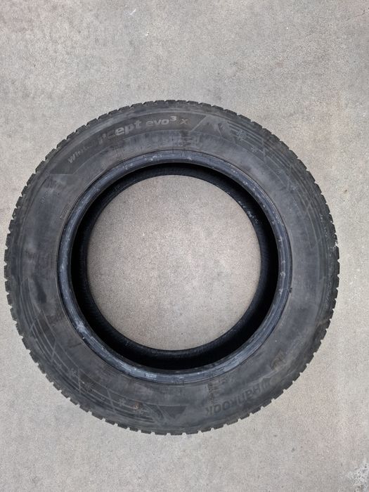 4бр зимни гуми 235/60/18 Hankook Icept Evo3 DOT3020