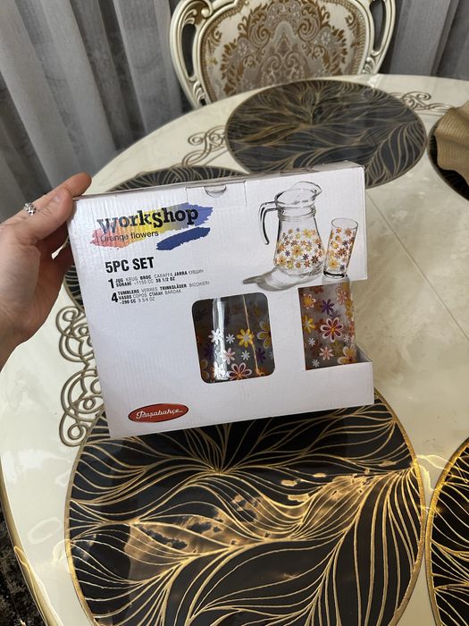 Набор Графин и 4 стакана новый