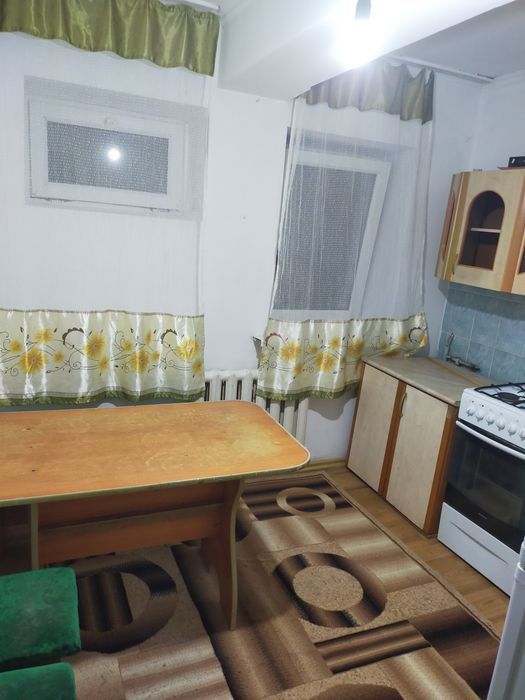 Сдам 2х ком кв в центре