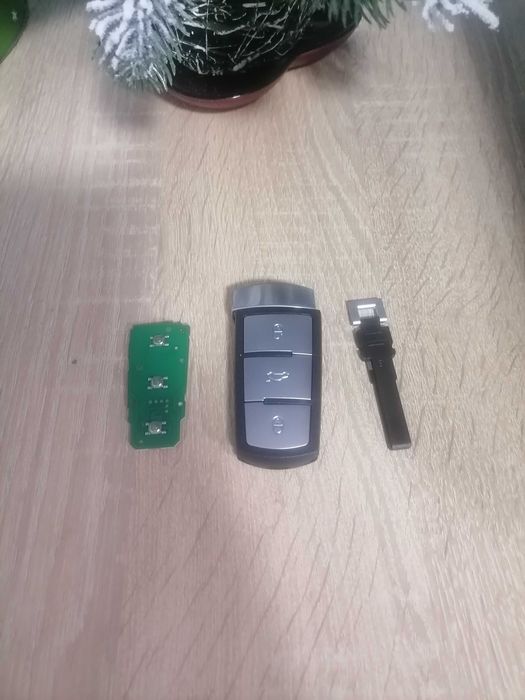 Cheie noua Mercedes VAG Dacia Opel