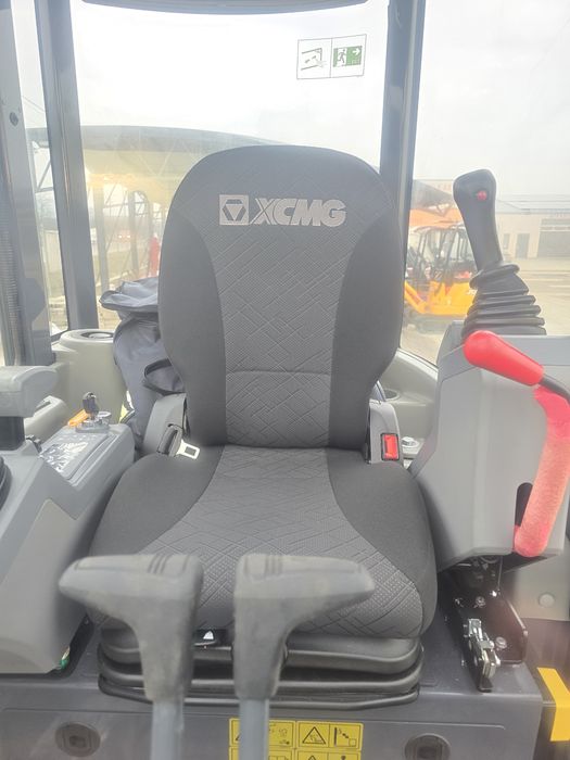 Vand -Schimb Excavator xcmg motor Yanmar 3500kg