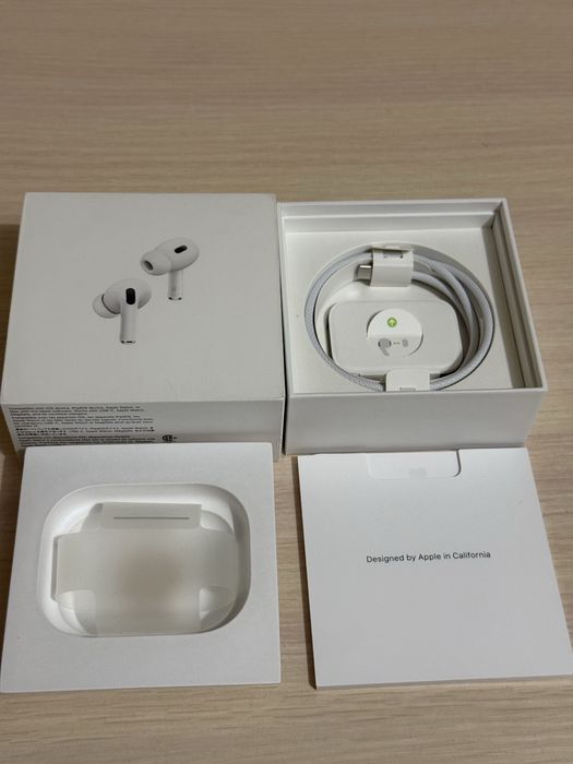 IPhone 16 Pro Max 256 + Air Pods Pro (Type-C)