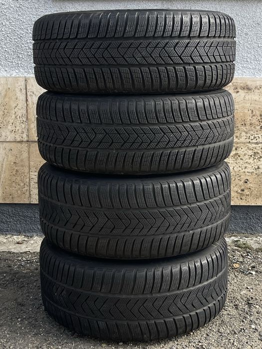 Jante Roti 18 VW Golf Gti Jetta Touran Skoda Anvelope iarna 225 40 R18