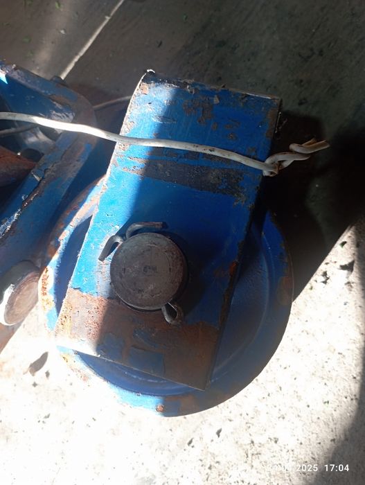 Ролики металлические для ворот