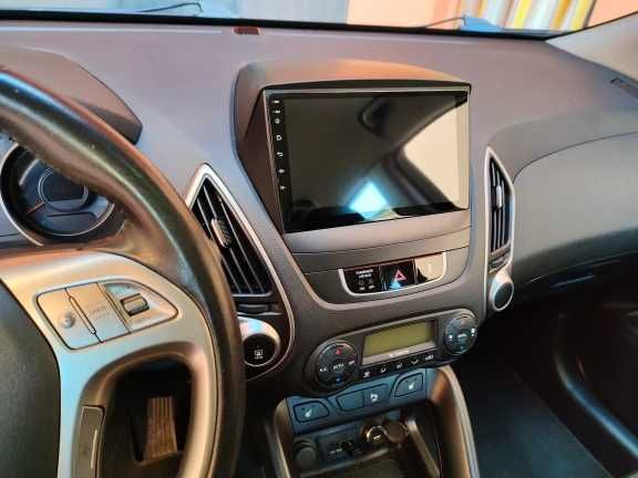 Navigatie Android Hyundai IX 35 / Tucson -QLed CarPlay DSP