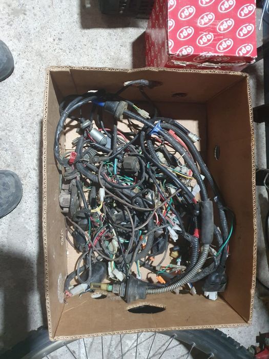 Se vinde piese scutere 2t și 4t și atv-uri 125cc trimare. Motosapa etc