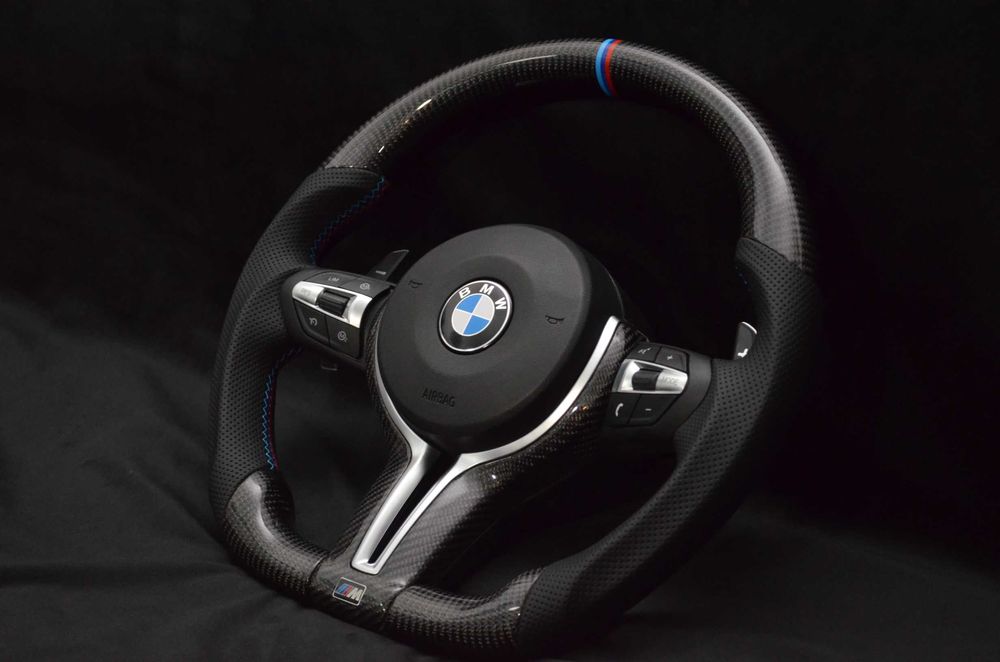 Volan BMW CARBON F10 / F30 / F01 / F15 / F16 / F25 / F32 / F20 / F36