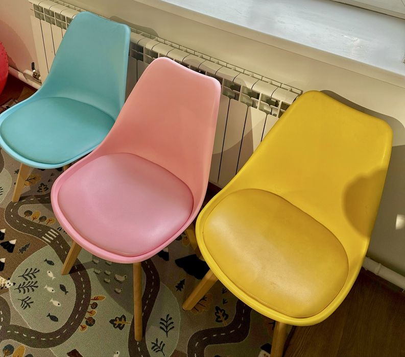 Стулья икеа розовые