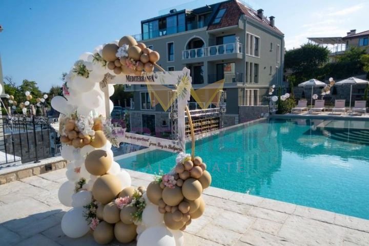 Дава се под наем Двустаен апартамент в Варна, Бриз - 60 кв.м за 918 € - Снимка #12