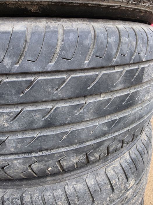 Продам комплект шин 215/60 r16