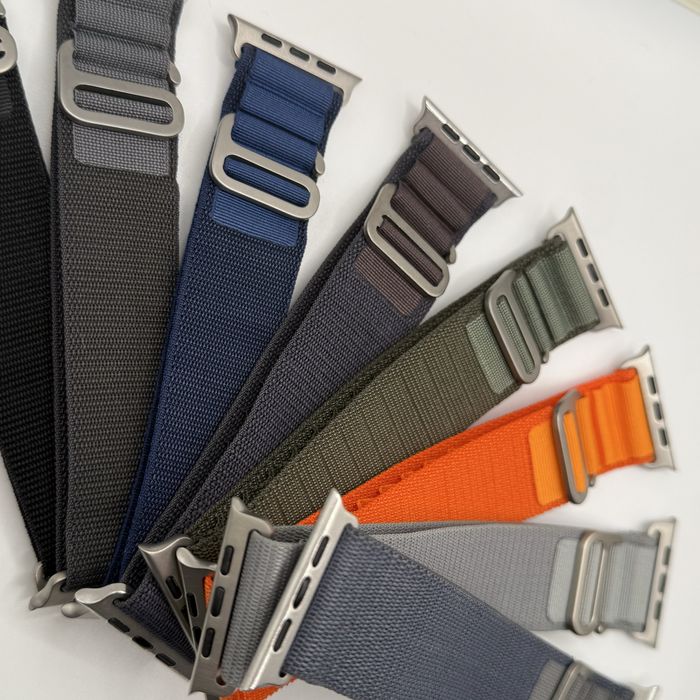 Текстилни каишки с титаниева кука за Apple Watch ULTRA/SE/11/10/9/8/7