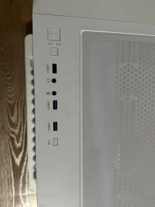 Белый корпус для ПК