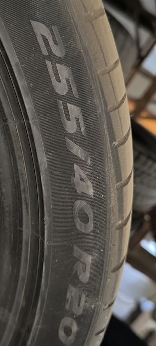 Продавам 4-ри броя гуми PIRELLI P ZERO  255/40/20    цена -  85€