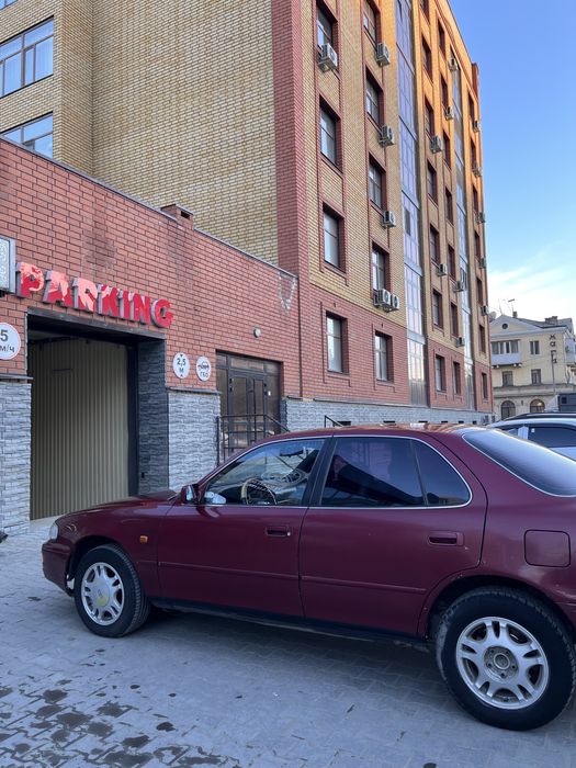 Продам Toyota Camry