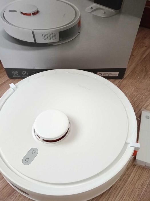 Продам робот-пылесос