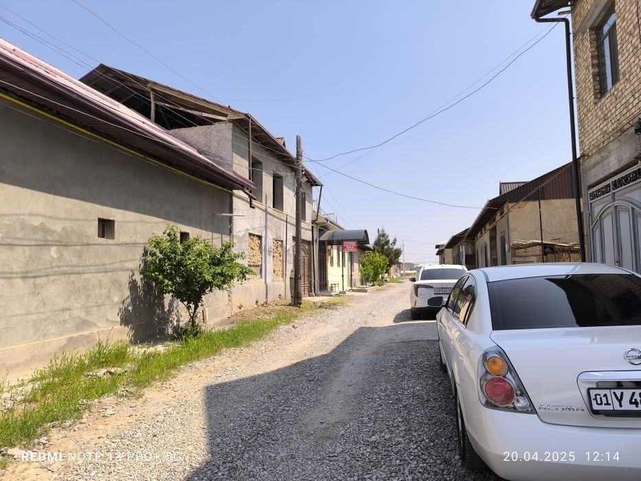 Uchqahramonda uchaska sotiladi