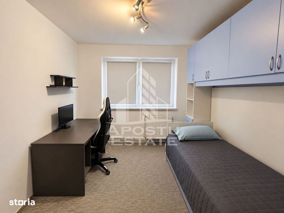 Apartament cu 3 camere,semidecomandat,centrala proprie ,zona Girocului