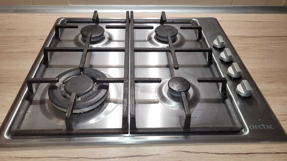 Plită incorporabila gaz, Arctic
