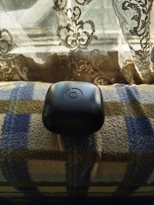 Наушники Powerbeats Pro, Samsung Buds+