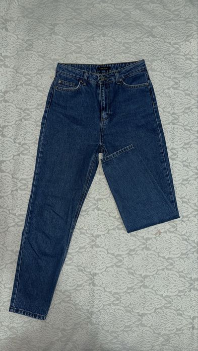 ПРОДАМ Женские джинсы размера S