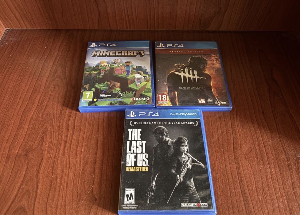 Vand trei jocuri de PlayStation4