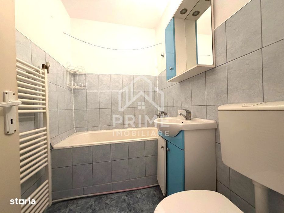 Apartament cu 2 camere, 49 utili, renovabil - Cugir